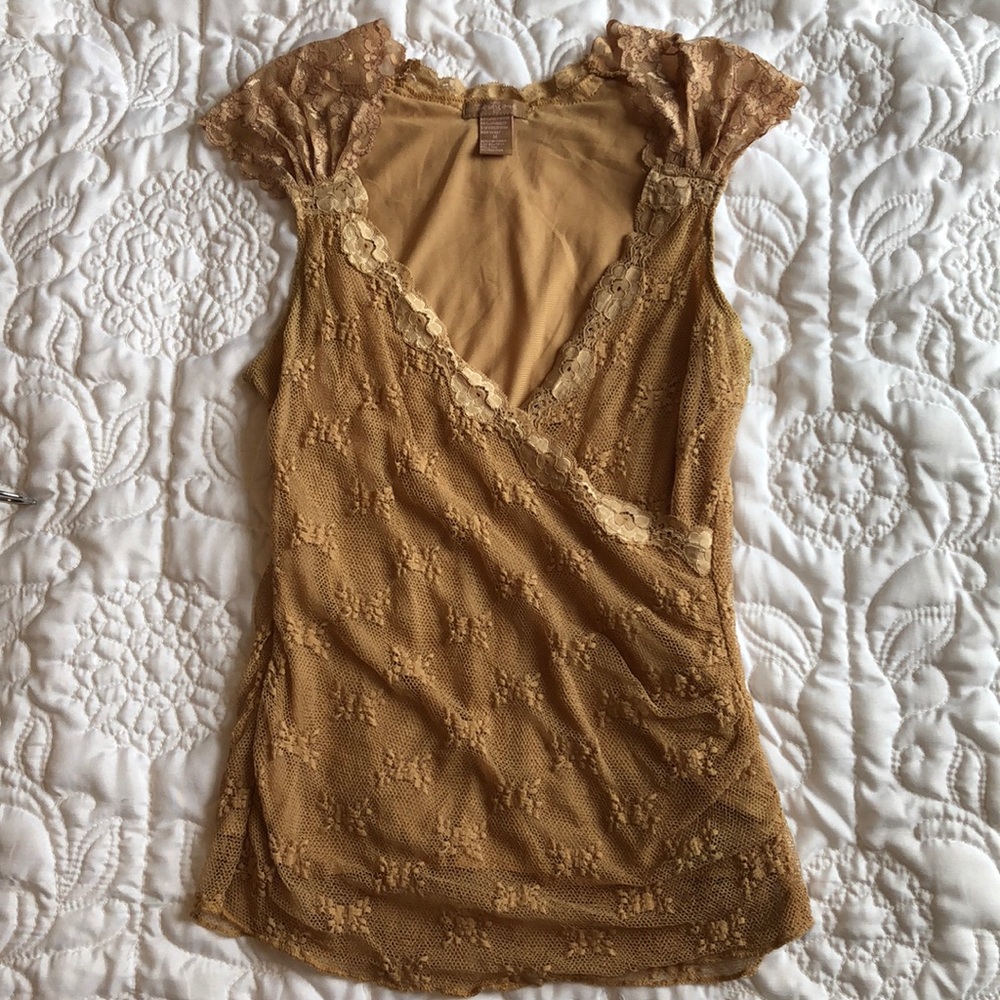 Lace capped sleeved fitted blouse, size Medium